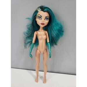 Monster High 2011 Nefera De Nile Boo York Doll